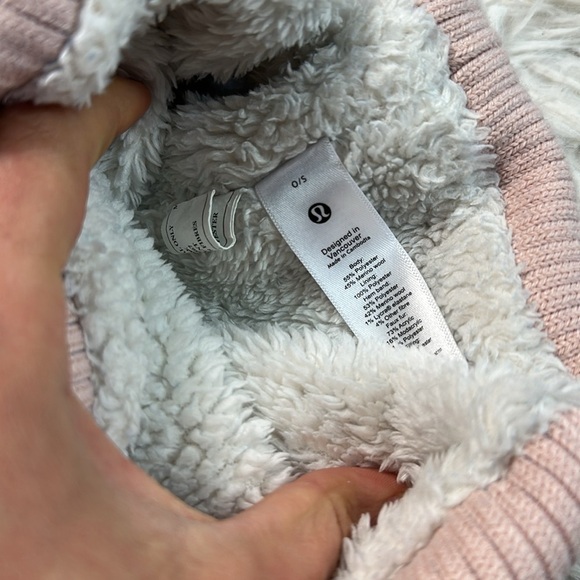 Lululemon Fleece Lined Pom Pom Beanie - Picture 3 of 4